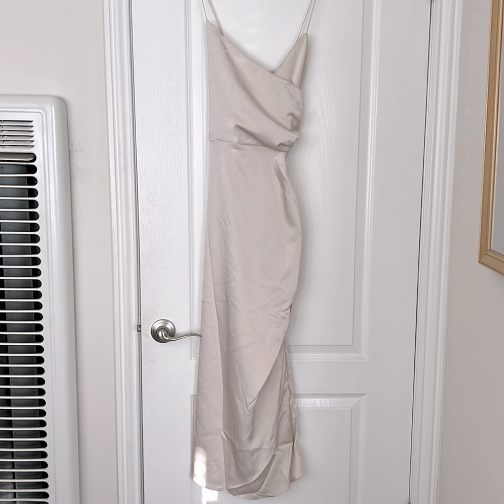 Formfitting cream dress, semi formal